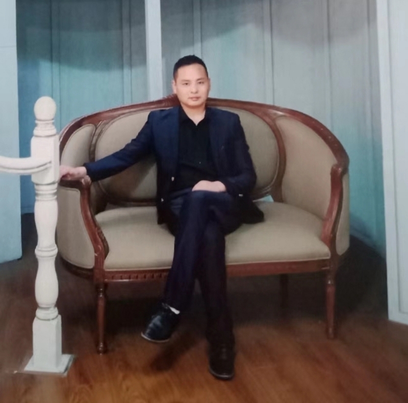 龙行天下的第二张照片--永康基督教相亲网